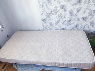 Mətbəx mebeli: Sadə matras