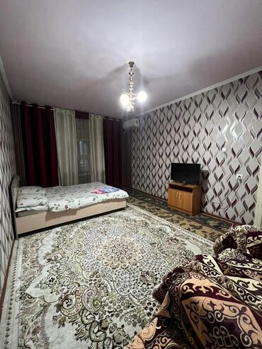 Посуточная аренда квартир: 1 комната, Душевая кабина, Постельное белье, Кондиционер — 9