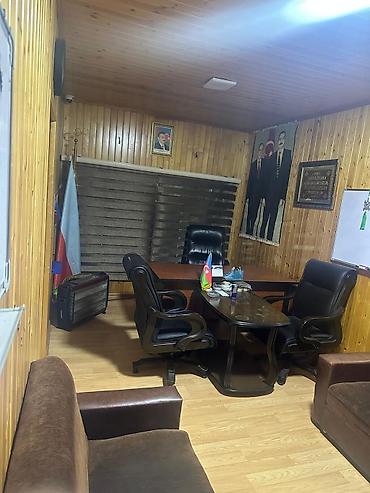Ofis mebeli: Taxta örtüklü kabinet/ofis otağı – tam mebellə - Plan: bir otaqlı — 1