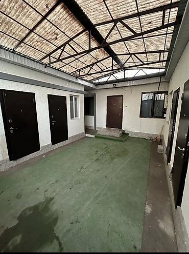 Продажа коттеджей и домов: 6 комнат и более, 180 м², 3 соток, Бишкек, Филармония Собственник — 14
