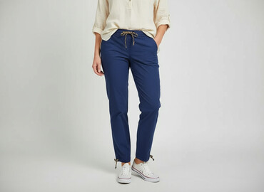 air max with jeans: Decathlon, Jeans for women, size M
