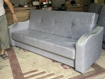Угловые диваны: Новые раскладные диваны.прямо из цеха. Расцветки много. Ткан — 14