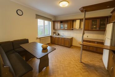 квартира бишкек аренда долгосрочно 1 комнатную: 80 м², С мебелью