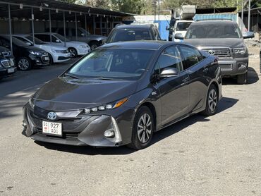 авто кызыл кыя: Toyota Prius: 2017 г., 1.8 л, Автомат, Электромобиль, Седан