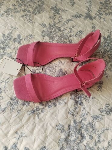 pink haljinica broj: Sandals, Reserved, 39