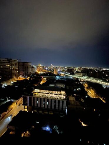 Uzunmüddətli kirayə mənzillər: 28 may metrosunun çıxışında,18 mərtəbənin,16-ci mərtəbəsində,1 — 9