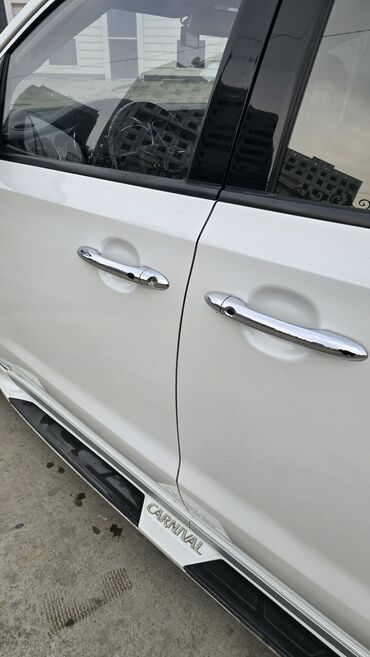 Kia: Kia Carnival: 2018 г., 2.2 л, Автомат, Дизель, Минивэн at lalafo.kg — 3 Kia: Kia Carnival: 2018 г., 2.2 л, Автомат, Дизель, Минивэн — 3