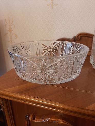Kəsilmiş naxışlı şüşə/kristal qab - Material: qalın, şəffaf şüşə