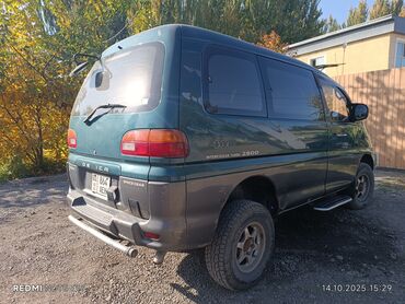 Mitsubishi: Mitsubishi Delica: 1994 г., 2.8 л, Автомат, Дизель, Минивэн — 3
