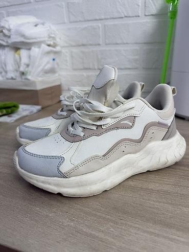ник: Кроссовки, 37.5, Adidas, Б/у, цвет - Белый, Самовывоз — 5