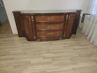 servant: Klassik üslubda vitrin və komod dəsti - Material: massiv ağac və — 2