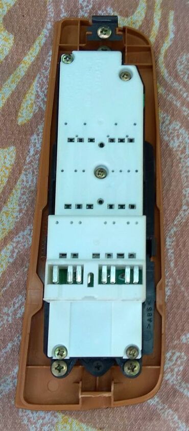 Другие детали электрики авто: Продаю блок управления стеклоподъемниками со стороны водителя для — 2