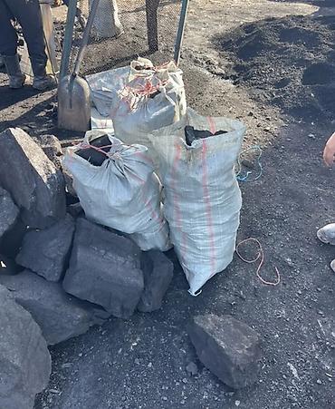 уголь дешево: Платная доставка, Самовывоз, В розницу, Фракция: Крупный (К), В мешках — 4