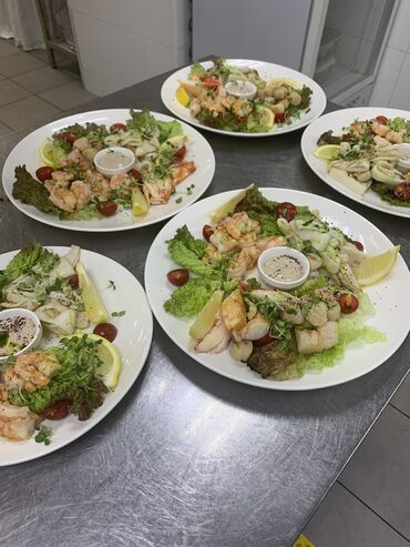 я ищу работу кафе: Повар, европейской кухни горячий цех, мясной цех(мангал) сушист