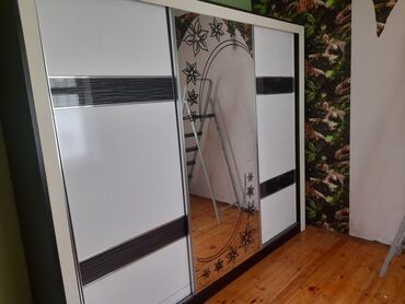 шкаф купе баку: İşlənmiş, Kupe, 2 qapılı Düz dolab, Dolab-asılqan