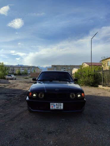 парктроник бмв: BMW 5 series: 1994 г., 2.5 л, Механика, Бензин, Седан