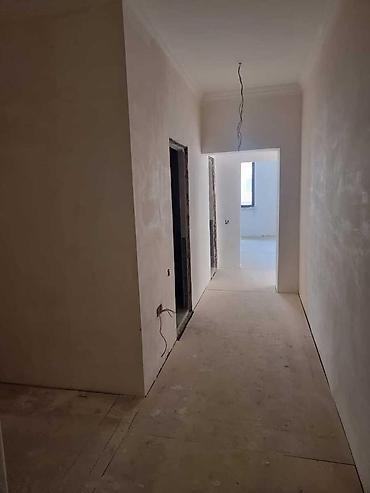 3 korona: 28 May, 3 otaqlı, Yeni tikili, m. 28 may, 139 kv. m — 10