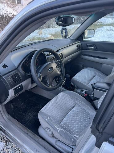 Subaru: Subaru Forester: 2002 г., 2 л, Механика, Бензин, Кроссовер — 6