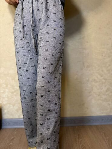 Верхняя одежда: Детские зимние куртки 1) Сиренево-фиолетовая куртка-трансформер — — 22