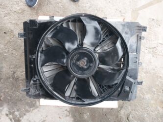 вентилятор потолочный: Mercedes-Benz W204, Германия