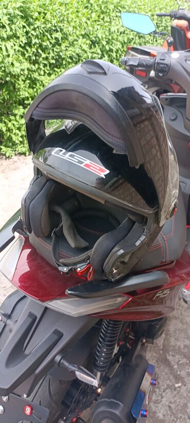 Другое оборудование для бизнеса: Продается шлем Модуляр ЛС 2 б/у есть царапины состояние на фото, для