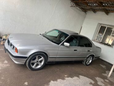 моторчик печки е34: BMW 5 series: 1990 г., 2.5 л, Механика, Бензин