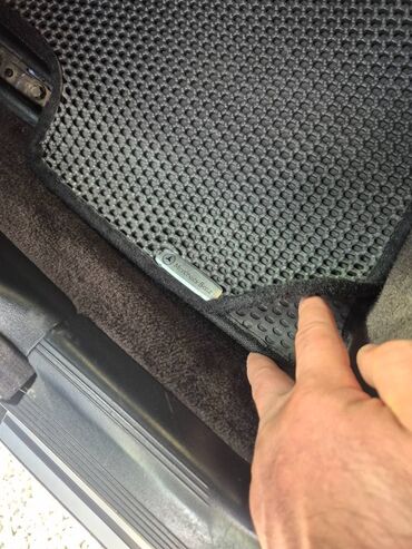 Mercedes-Benz: Mercedes-Benz C 180: 1.8 l | 2000 il Sedan — 8