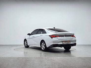 Hyundai: Hyundai Avante: 2022 г., Автомат, Бензин, Седан — 2