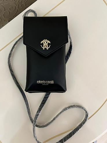 Roberto Cavalli Parfum mini çanta/kross-bodi - Rəng: qara - Material lalafo.az -da Roberto Cavalli Parfum mini çanta/kross-bodi - Rəng: qara - Material