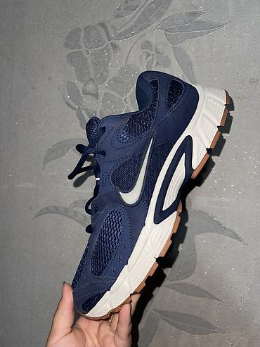 stud 5000: Nike V5 RNR Midnight Navy/Gum — оригинал, новые, размер 44. Продаю — 3