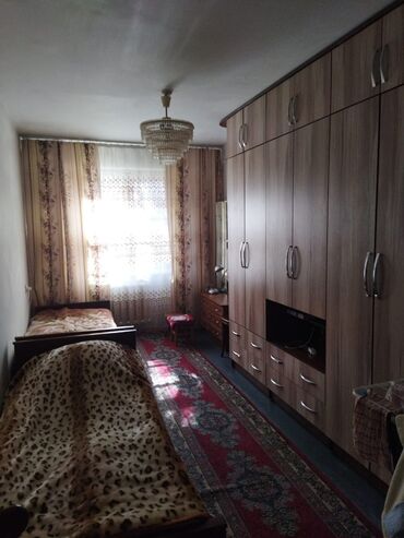 снять квартиру без риэлтора: 3 комнаты, 58 м², 104 серия, 1 этаж, Старый ремонт