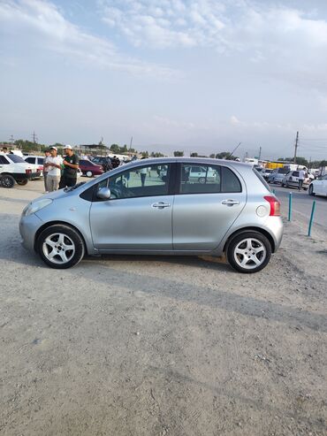 toyota yaris 2017: Toyota Yaris: 2008 г., 1.3 л, Механика, Бензин, Хэтчбэк