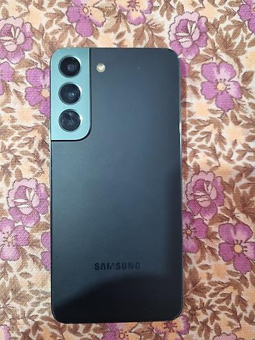 маленький айфон: Смартфон Samsung Galaxy S22 (серия S, компактный корпус) — 1