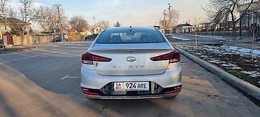 Hyundai: Hyundai Elantra: 2019 г., 2 л, Автомат, Седан — 4