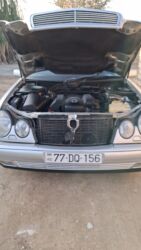 Mercedes-Benz: Mercedes-Benz E 240: 2.4 l | 1998 il Sedan — 12