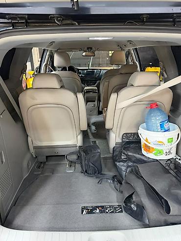 kia optima2016: Kia Carnival minivan - Kuzov: qrafit-boz rəng, xrom ön barmaqlıq və — 8