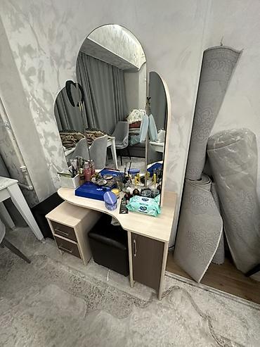 Шифоньеры, шкафы для одежды: Шифоньер, шкаф для одежды, Б/у, Прямой, ЛДСП — 11