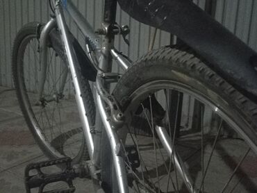 багажник на велосипед: Продаю велосипед " в хорошем состоянии, сел и поехал сломан только