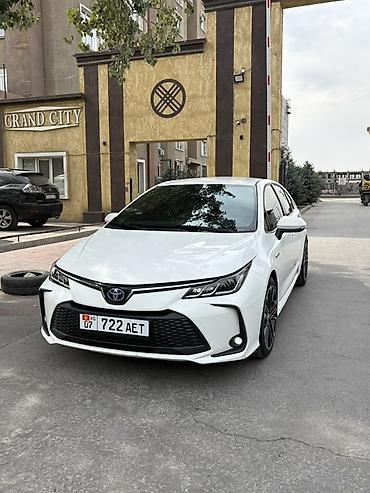 corolla s: Toyota Corolla: 2023 г., 1.8 л, Вариатор, Гибрид, Седан — 1
