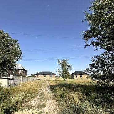 участок село ленинское: 5 соток, Курулуш, Кызыл китеп