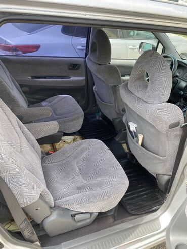 Mitsubishi: Mitsubishi Space Wagon: 1999 г., 2.4 л, Механика, Бензин, Минивэн — 9