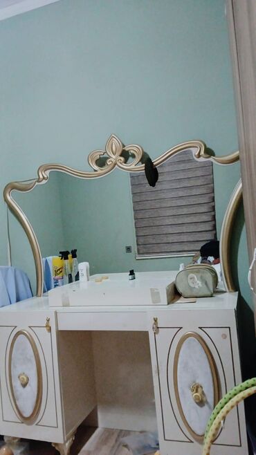 срочная продажа мебели: Tecili koc sebebi ile cixmalidir evden at lalafo.az срочная продажа мебели: Tecili koc sebebi ile cixmalidir evden