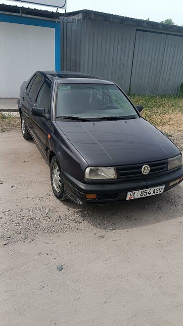 запчасти на венто: Volkswagen Vento: 1994 г., 1.8 л, Механика, Бензин, Седан