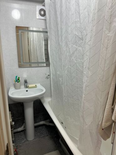 сдается частный дом без хозяина: 57 м², 2 комнаты, Парковка, Забор, огорожен