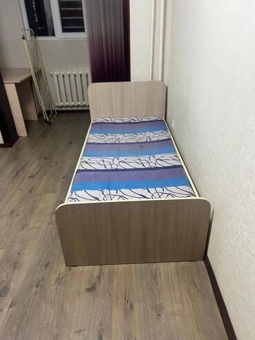 сдаю квартиру долгосрочно кызыл аскер: 4 комнаты, Агентство недвижимости, Без подселения