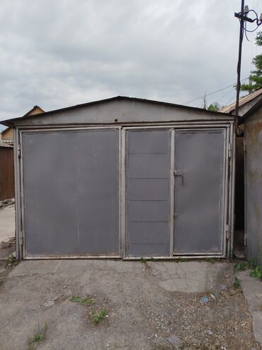 продаю одеяла: 22 м², Металлический | Разборной