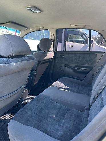 обмен на купе: Mazda 626: 1997 г., 1.8 л, Механика, Бензин, Седан — 5