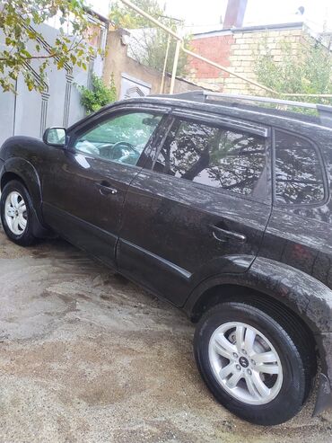 Hyundai: Hyundai Tucson: 2 l | 2007 il Hetçbek — 2