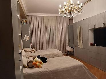 yeni gunəşlidə mənzil: İcarəyə verilir 4 otaqlı yeni tikili 215 m², 8 Noyabr m. Kateqoriya — 5