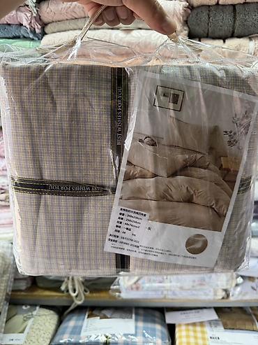 bed sheets: Комплект постельного белья в клетку - Формат: набор в фирменной — 6